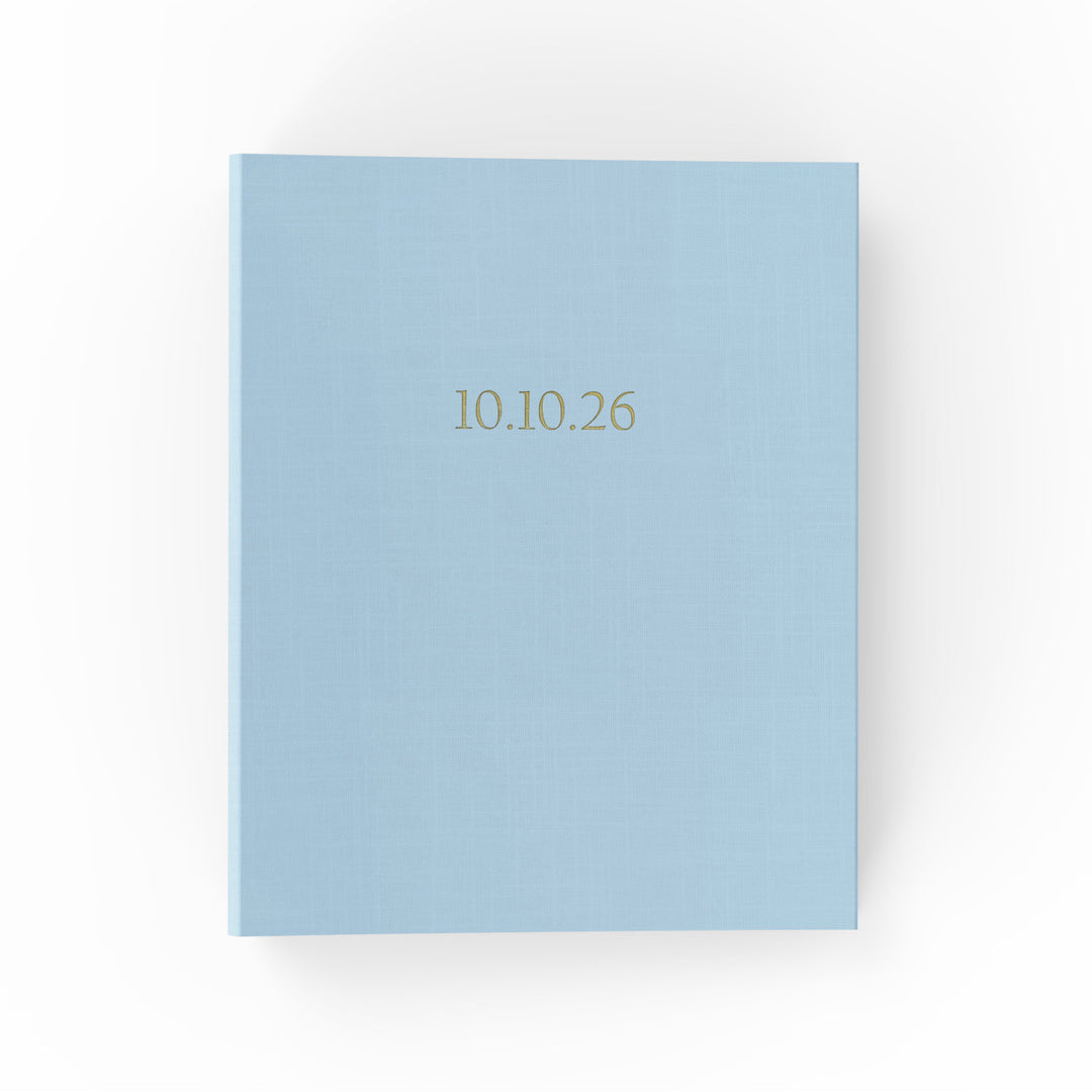 Our wedding binders are the perfect wedding planning tool, customized cover with your wedding date